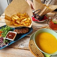  at Veggiezz - Opernring in Vienna