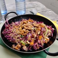 Quinoa, walnuts, pumpkin, and much more at Veggiezz - Opernring in Vienna