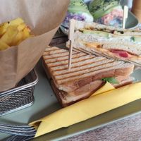 Club sandwich with smoked tofu at Veggiezz - Opernring in Vienna