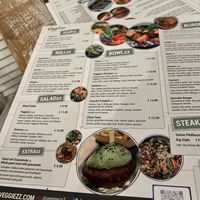  #Veganuary at Veggiezz - Opernring in Vienna