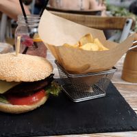 Smoky burger with seitan patty  at Veggiezz - Opernring in Vienna
