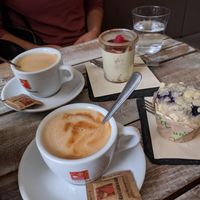 coffee and cakes at Veggiezz - Opernring in Vienna
