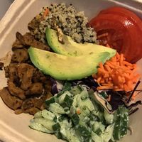 Gyros bowl - takeaway at Veggiezz - Opernring in Vienna