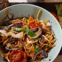 Grilled season vegetables at Veggiezz - Opernring in Vienna