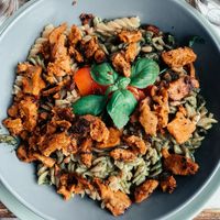 Pesto Penne with Seitan Gyros at Veggiezz - Opernring in Vienna