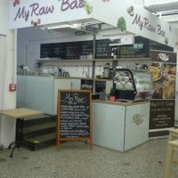 New decor (Dec 2018) at MyRaw Food  in Brno