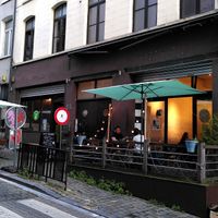 Entrance + Terrace at The Judgy Vegan in Brussels