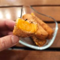 Croquettes au fauxmage at The Judgy Vegan in Brussels