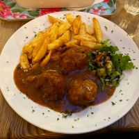 Boulets sauce Liégeoise  at The Judgy Vegan in Brussels