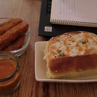 Lobster roll and chicken tenders at The Judgy Vegan in Brussels