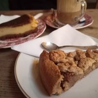 Crumble cake at The Judgy Vegan in Brussels