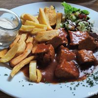 Seitan coq au vin at The Judgy Vegan in Brussels