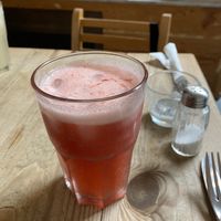 Ginger and strawberry lemonadee  at The Judgy Vegan in Brussels