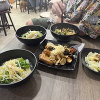 Ample lunch for three  at Chen Shi Xiong Su Rou Yuan in Taoyuan