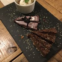 They were nice enough to cut those into 4 so we could share without making a mess at Hemp Cafe Tokyo in Tokyo