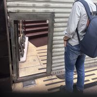 If you come at night the street entrance May seem closed but if you go in and up the stairs, they will still be open until 9PM  at Kururu in Nara