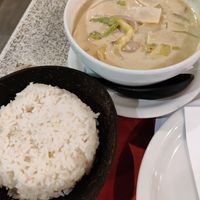 Green curry with tofu at Paradox Thai Food and Bar in Santorini