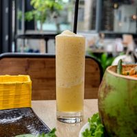 One bad thing is that they still use plastic straw while most other veg places in Taipei uses stainless steel straws at The Green Room in Taipei