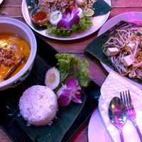 Massaman + Phad Thai at So Zaap Street Cafe in Koh Samui