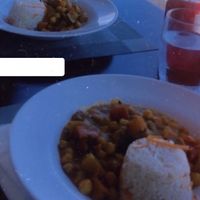 Caril de grão de bico e legumes   at Anastacia Delicatesses in Vila Do Conde