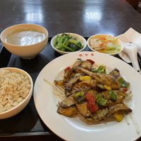 Stir fly capsicum and mushroom with brown rice, soup and veg sides  at Guan Shi Yin Organic Lifestyle in Taichung
