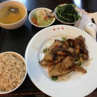 Main+ 2 side dishes+rice at Guan Shi Yin Organic Lifestyle in Taichung