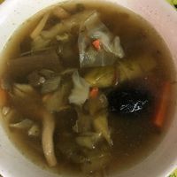 Complimentary soup at Jiu Liu Su Shi in Taichung