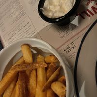 Vegan Mayo and fries at Dognvill Bar and Burger in Stavanger