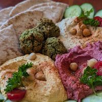 Sampler appetizer at Hippy Chick Hummus in Frederick