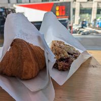 Croissant & scone at Leaves House | in Montreal