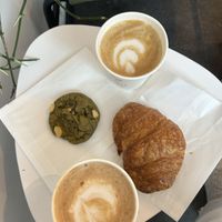 lattes + matcha cookie & crossiant   at Leaves House | in Montreal
