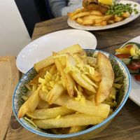 Cheesy chips #Veganuary at No 18 Cafe in Swansea