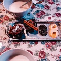 Aztek Chocolate and Dark Ecuador with Salty Caramel at The Old Chocolate House in Bruges