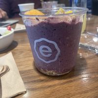 Meh  at LAX - Earthbar - T6 in Los Angeles