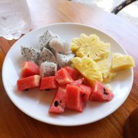 Fruit platter alk fresh and cut into xyute shapes at Nhat Da in Hoi An