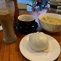 Coffee (with almond milk), bapao and wonton soup at Nhat Da in Hoi An