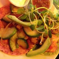 Tempeh fajitas at R. Thomas Deluxe Grill in Atlanta