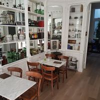 interior - front room at Recollets in Antwerpen