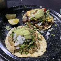 Seitan al Chimichurri (left) & Big Tlacuache (right)  at Por Siempre Vegana Vol II in Mexico City