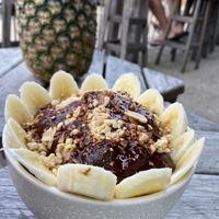 Peanut butter caramel-y deliciousness. Boyfriend found it too date-y but I really enjoyed it at Charlie's Raw Squeeze in Clayfield