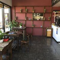 inside seating at Charlie's Raw Squeeze in Clayfield