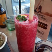 beet root healthy smoothie at Sun the Bud - 썬더버드 in Seoul