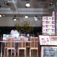 Front of Restaurant at Rendezvous du Vietnam in Cairns