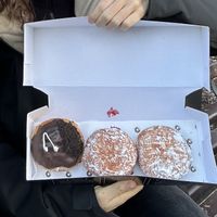 Cookies and cream e classico zucchero a velo e marmellata di lamponi   at The Rolling Donut - Dublin 2 in Dublin