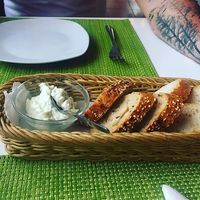 Bread and aioli 🌿 at Past & Future in Fuerteventura