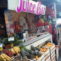 Bar at Heavenly Smoothies in Rotterdam