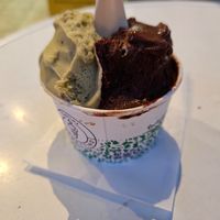 Dark chocolate and Pistachio at Sublime Sorbettino in Lisbon