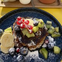 Vegan pancakes with maple syrup 🤤 at Vero Caffe in Bruges