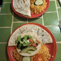 Tacho und Quesadillas at Ahora Mexican Cuisine in Ottawa