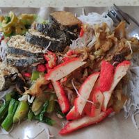 White beehoon with soya char siew, veg fish, cabbage & kailan for $3 only at Healthy Vegetarian 健康素食 in Central Singapore